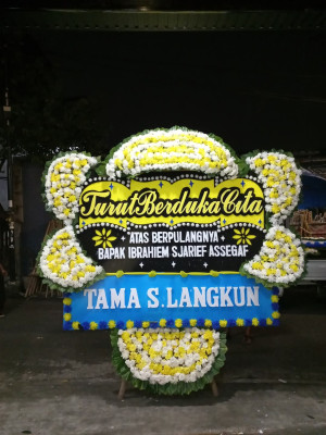Papan Bunga Duka di Puday